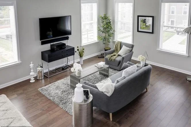 416 Woodcrest Dr SE Unit B - $394,900