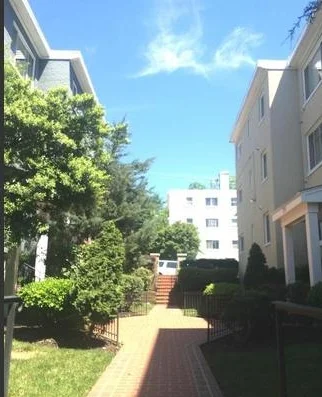 713  Brandywine St SE #301 - $94,900