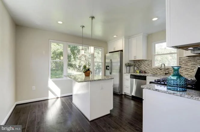 3608 Carpenter Street SE - $589,900