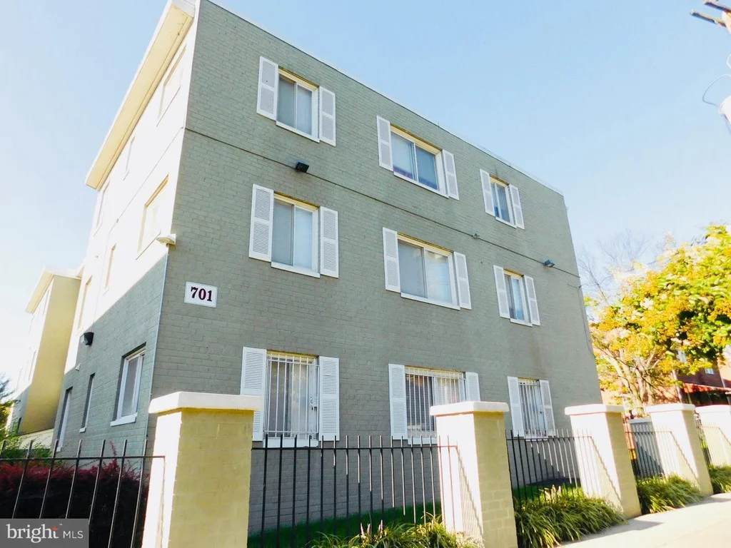 4 condos for SALE for less than $100,000