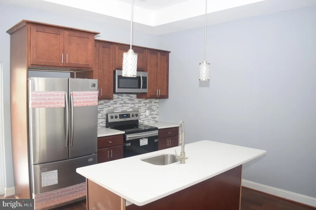 2304 16th Street SE - $499,000