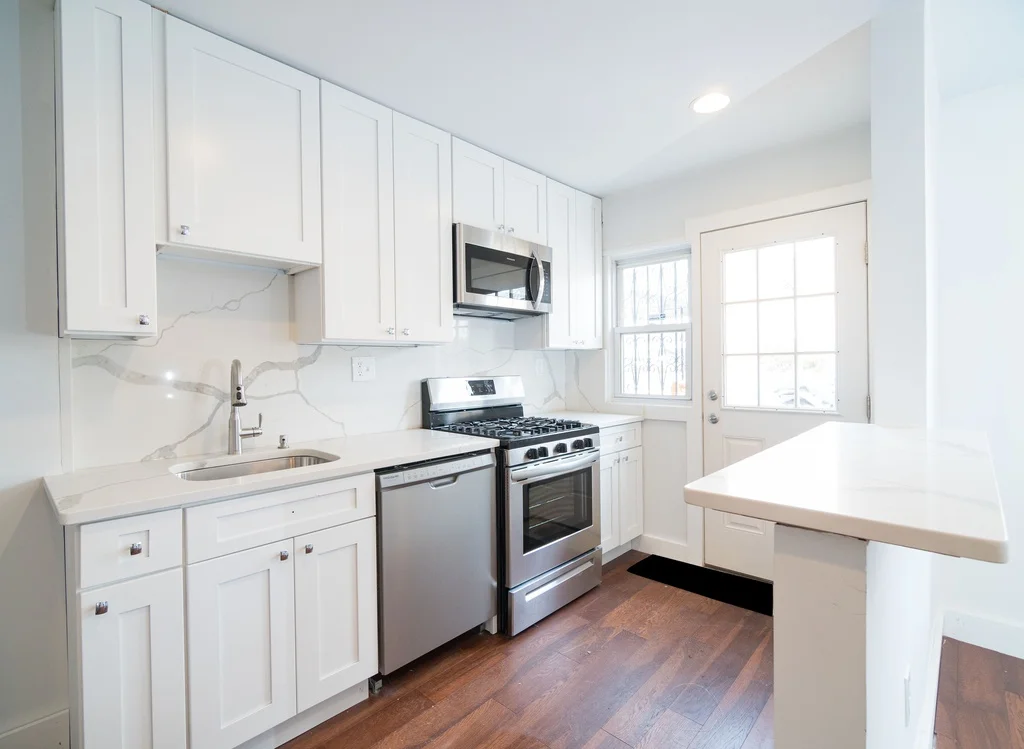 2302 Southern Avenue SE - $334,950