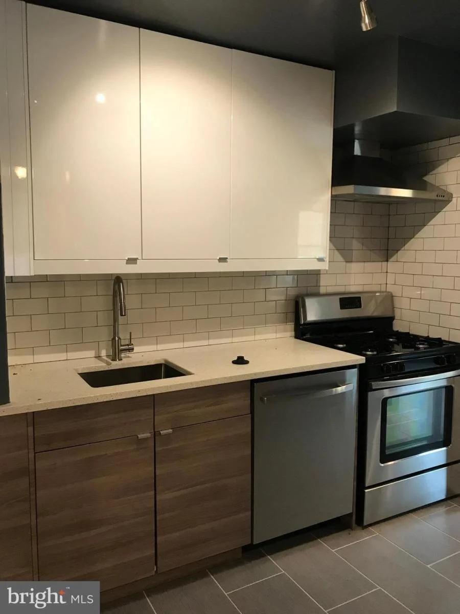 642 Chesapeake Street SE - $1,650/month