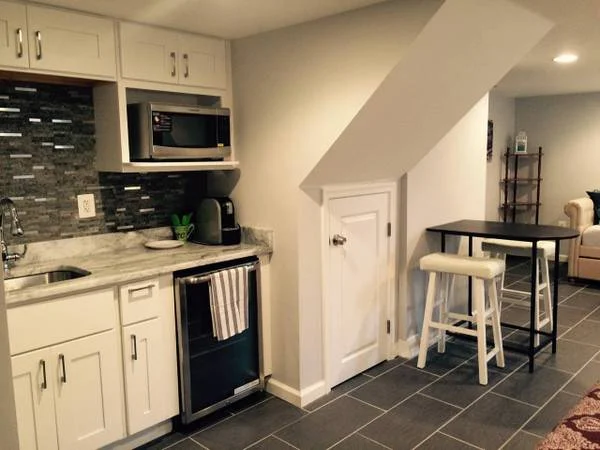 Fully furnished private suite in Congress Heights - $1295/month