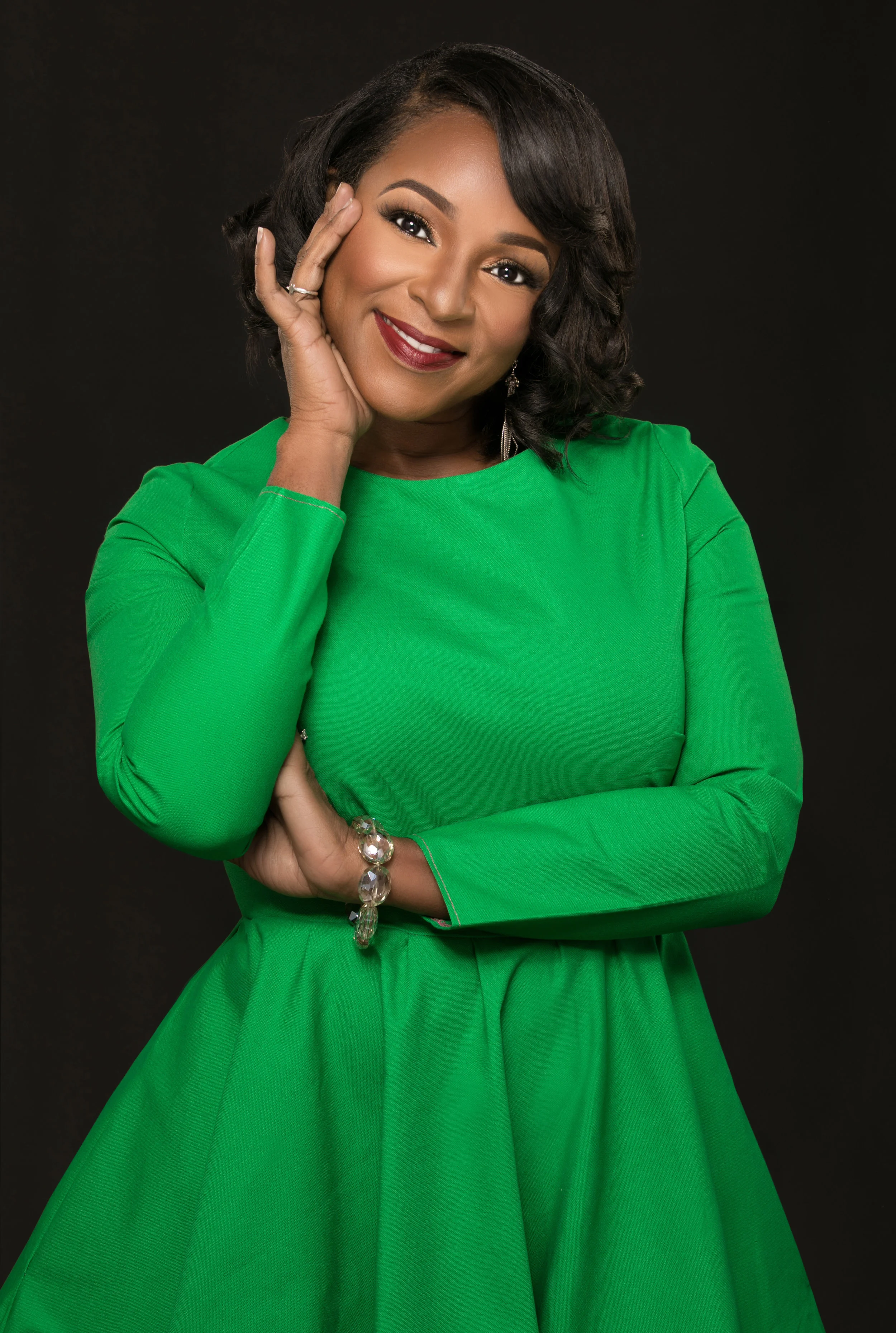 April 7 | MahoganyBooks presents Indie/Penned w/ Charlotte Avery