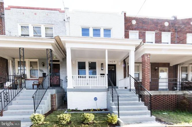 1429 Ridge Place SE - $439,900