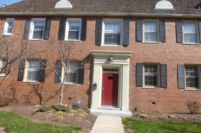 2004 Fort Davis Street SE #102 - $120,000
