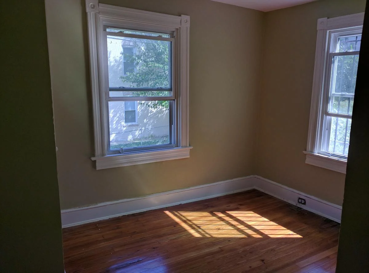 1379 Morris Road SE - $675/month