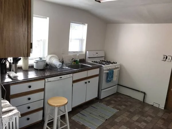 Furnished room in Congress Heights - $675/month