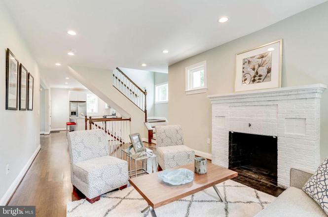 2124 31st Place SE - $650,000