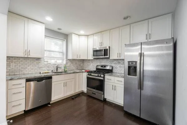 3 bedroom house for rent in Congress Heights $2,895/month