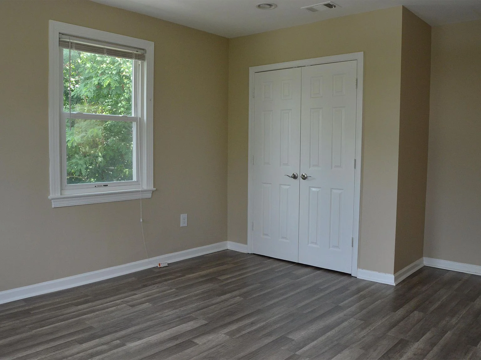2801 R Street SE #4 - $1,564/month