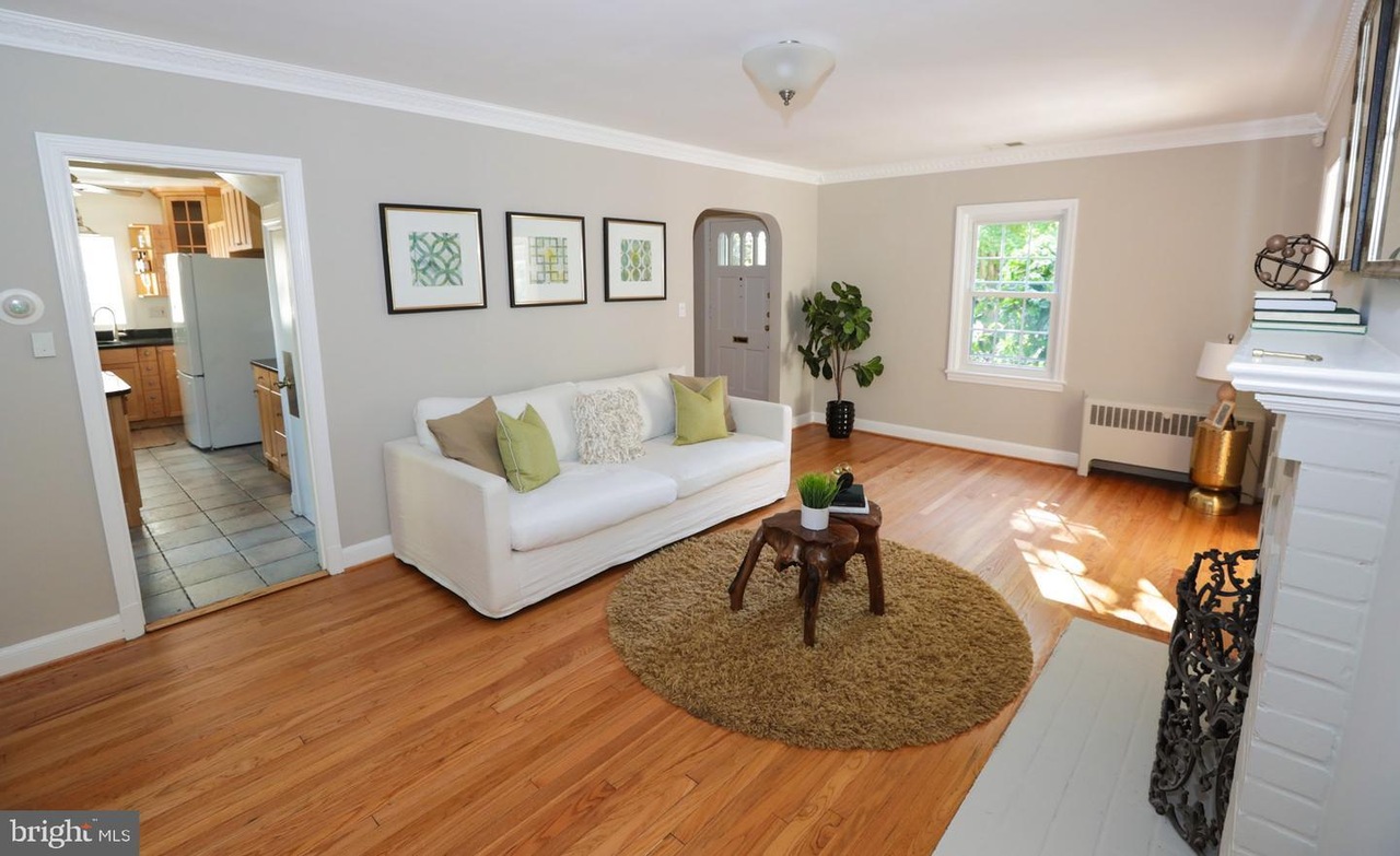 3300 Carpenter Street SE - $625,000