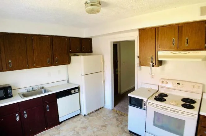3922 Southern Avenue, SE #301 - $89,900