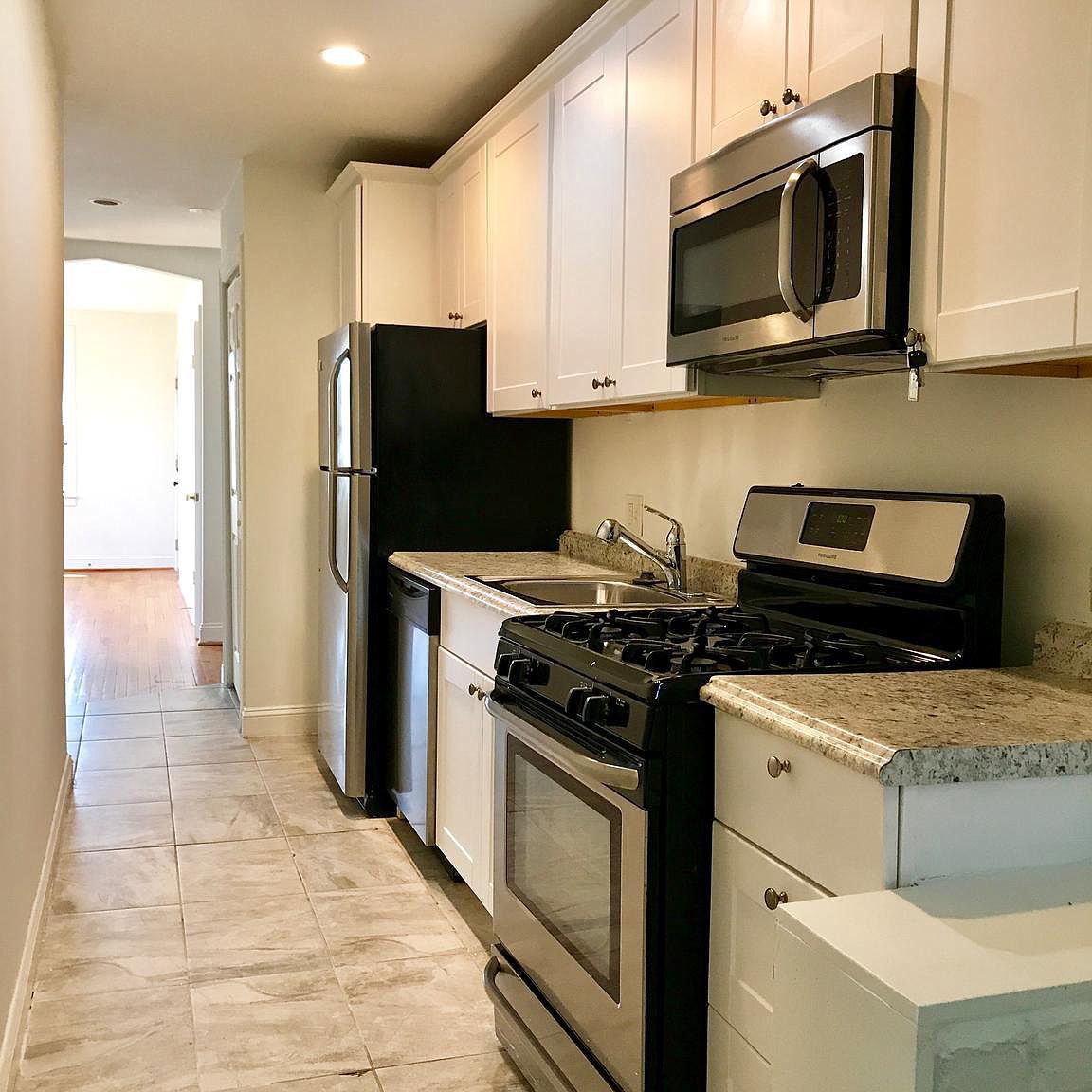 2804 Gainesville Street, SE #4 - $1,689/month