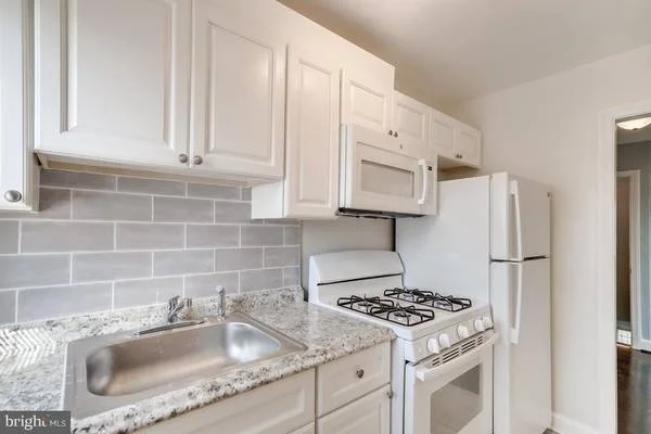 1209 Savannah Street, SE #2 - $1,650/month