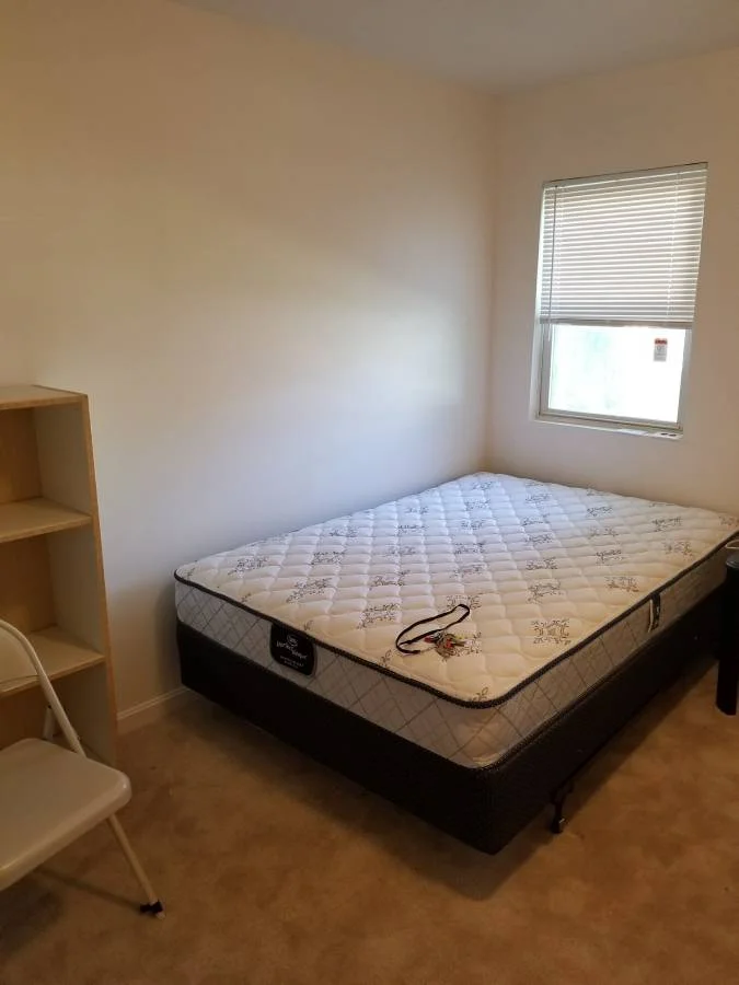 Furnished room near Congress Heights metro - $585/month