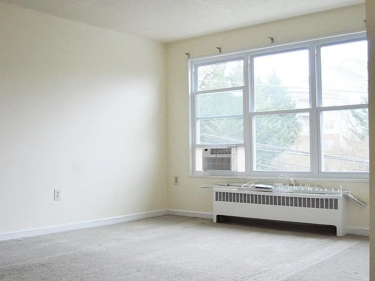 FOR RENT | 2400 Good Hope Rd SE #201 - $1,050/month