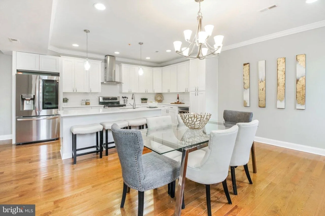 FOR SALE | 1615 23rd St SE - $800,000