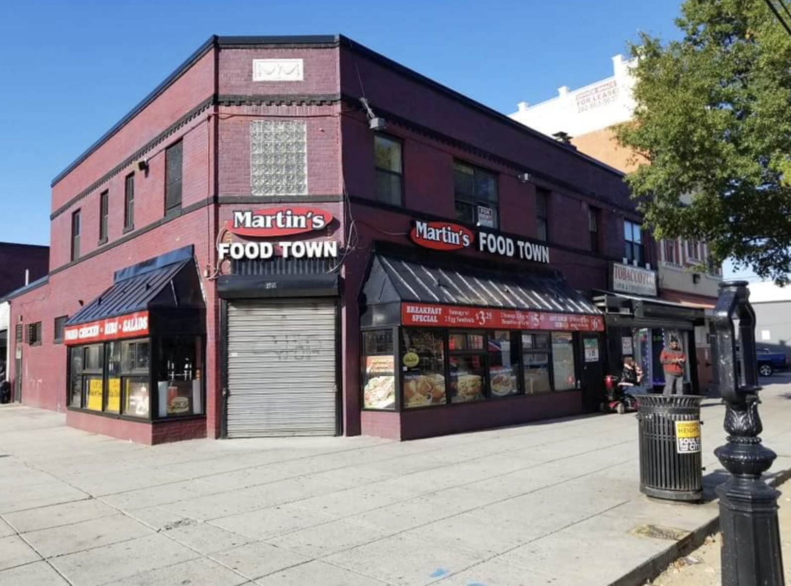 Martin's Food Town in Congress Heights is available for lease 