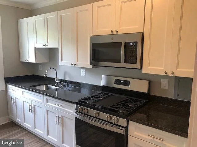 FOR RENT | 2612 29th St SE #1 - $1,350/month