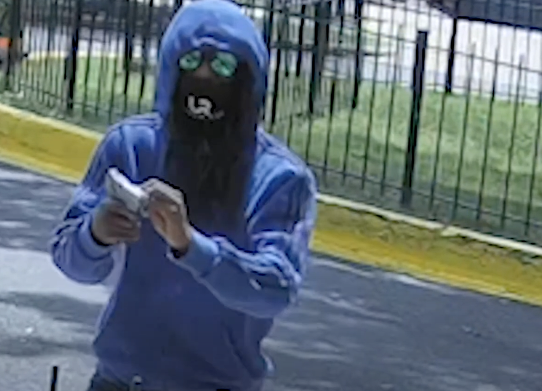 [PR] *Updated with Vehicle Information and Video* Suspect and Vehicle of Interest Sought in an Assault with a Dangerous Weapon (Gun) Offense: 1400 b/o Cedar Street, SE