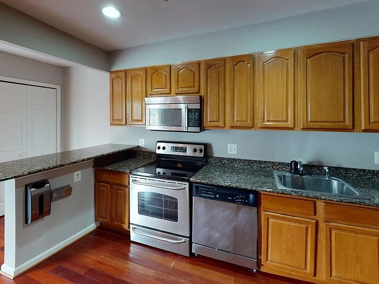 FOR RENT | 450 Condon Terrace, SE #102 - $1,395/month