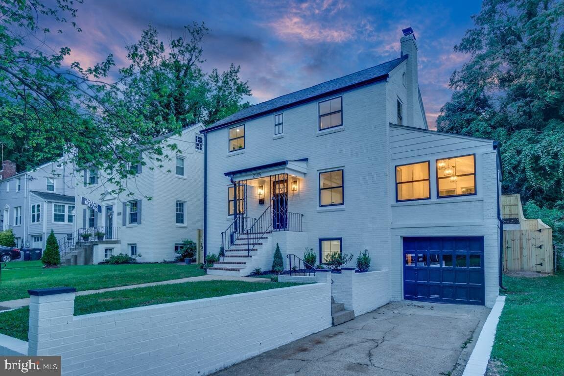 FOR SALE | 2105 32nd Place, SE - $789,000