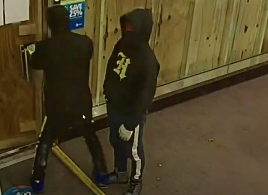 VIDEO | Attempted robbery in Northwest ends in comedy sketch 🤦🏾‍♀️