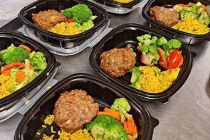 Nov 24 | UPO providing free grab + go meals today at 12pm