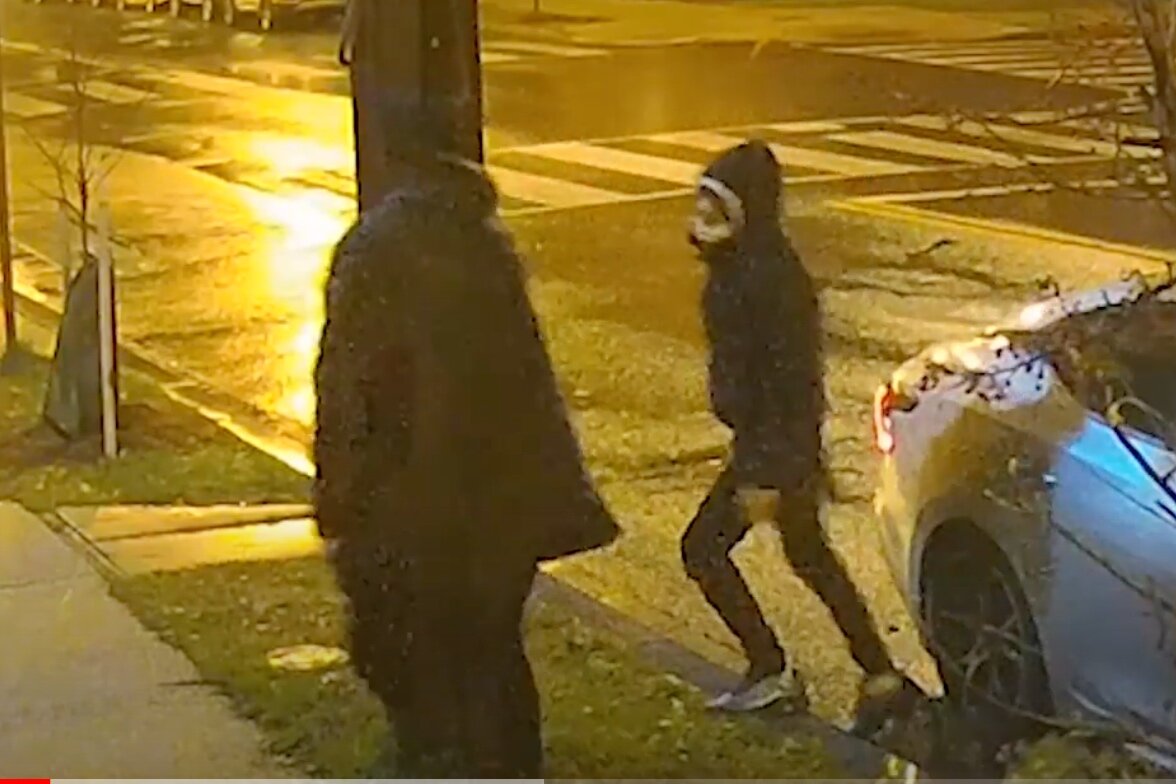 VIDEO | Persons and Vehicle of Interest in Armed Robbery (Gun), 1200 b/o Kearney St, NE
