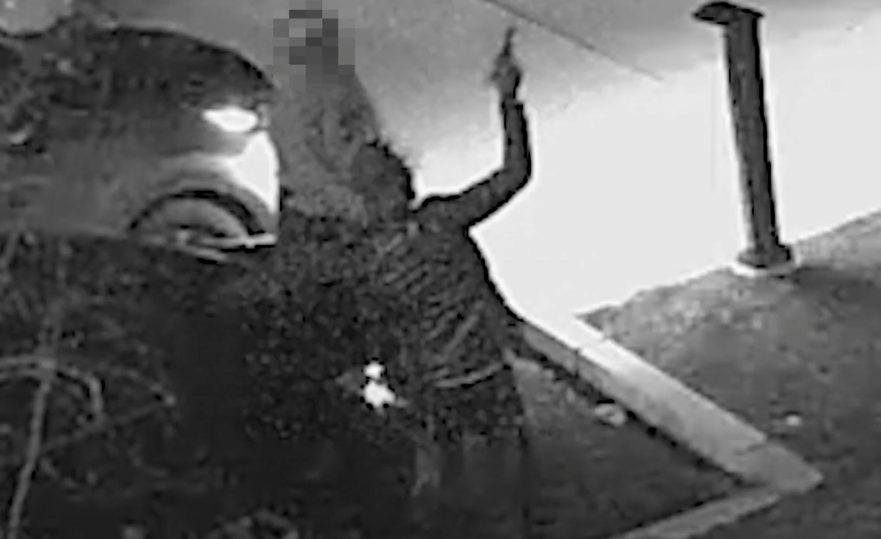 VIDEO | Person and Vehicle of Interest in Unlawful Discharge, 1100 b/o Oak Dr, SE
