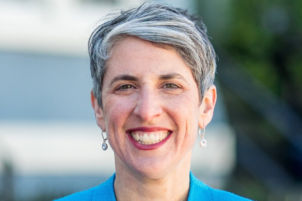 Councilmember Silverman's letter to Mayor Bowser requesting help processing backlog of  DC unemployment benefits 