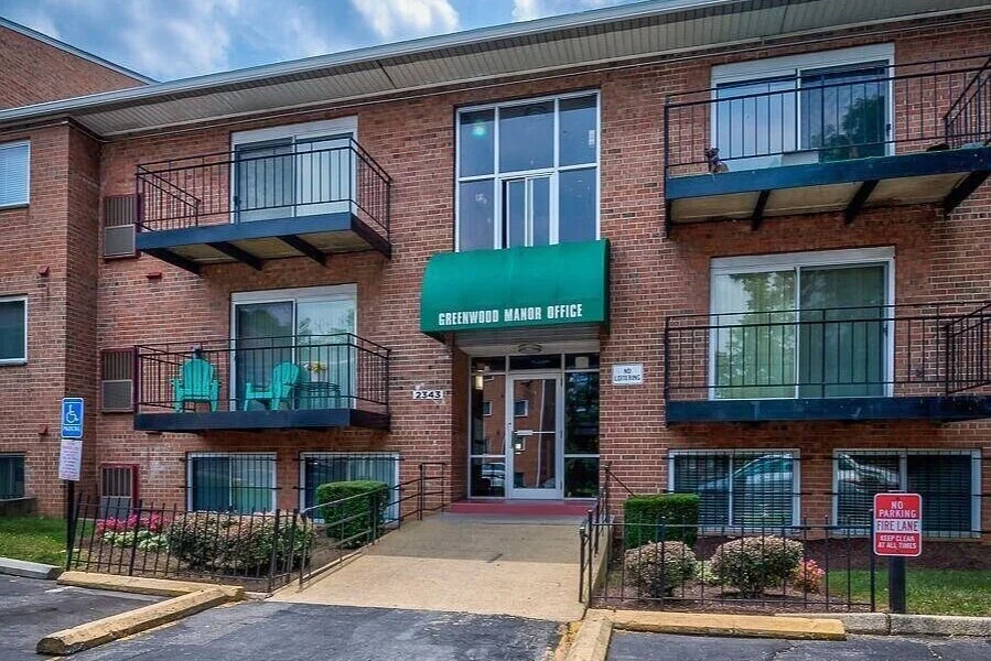 FOR RENT | 2345 Green Street, SE #103 - $975/month