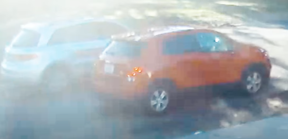MPD 6D VIDEO | Vehicle Sought in an Assault with a Dangerous Weapon (Gun) Offense: 4200 b/o Benning Road, NE