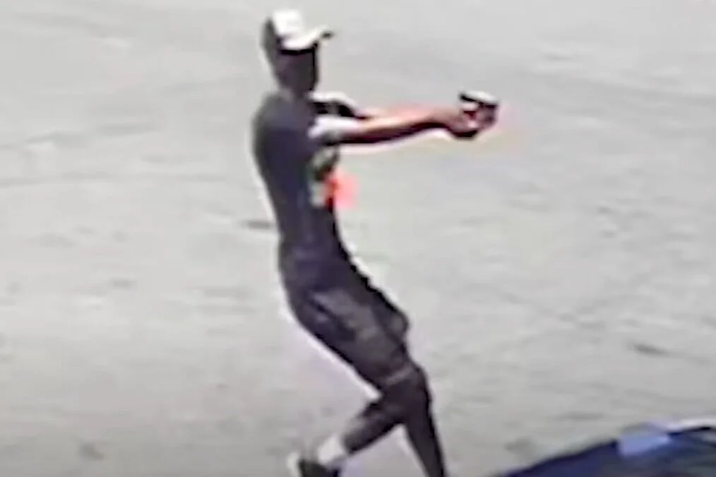 VIDEO | Person of Interest in Unlawful Discharge/DOP, 4500 b/o Benning Rd, NE