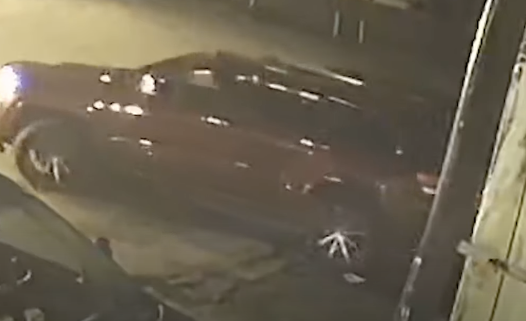 MPD 6D WANTED | Suspects and Vehicle Sought in an Armed Carjacking (Gun) Offense: 2200 b/o Minnesota Avenue, SE