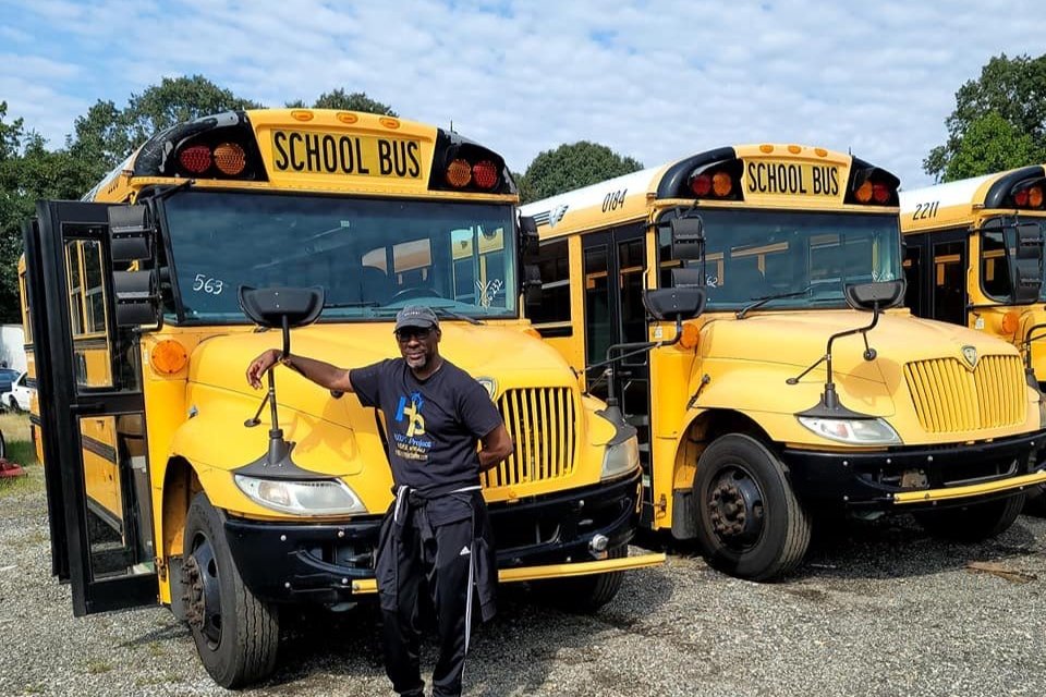 OPPORTUNITY ALERT | Free CDL Class B Training for DC Residents ages 21-24