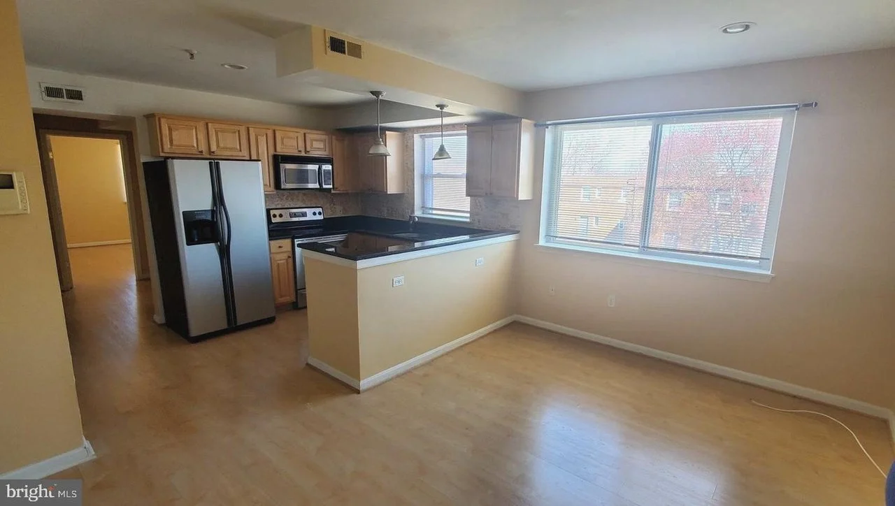 FOR SALE IN WARD 8 | 1310 Congress St, SE #404 - $160,000