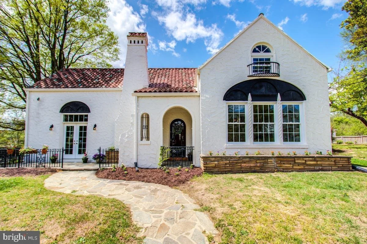 FOR SALE IN WARD 7 | 2525 32nd Street, SE - $948,500
