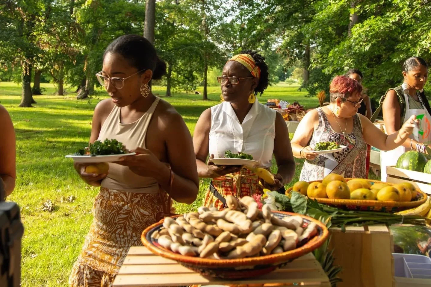 👸🏾June 18 | WANDA hosts Sisterhood Supper in Oxon Run Park
