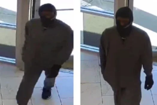 MPD 6D WANTED | Suspect Sought in an Armed Robbery (Gun) Offense: 2800 b/o Alabama Ave, SE