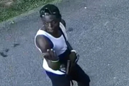 MPD 6D VIDEO | Suspect Sought in a Homicide: 5100 Block of Call Place, SE