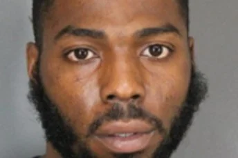 WANTED SUSPECT SOUGHT | Demanne Shelton, 30