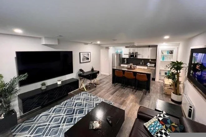 FOR RENT IN WARD 8 | 1327 Maple View Pl SE - $2,000/month