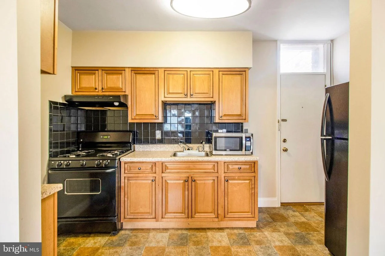FOR RENT IN WARD 7 | 2921 Pennsylvania Ave SE #4 - $1,400/month
