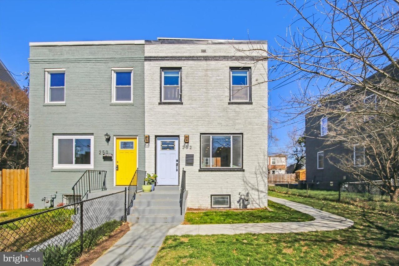 FOR SALE IN WARD 8 | 252 Oakwood St SE - $535,000