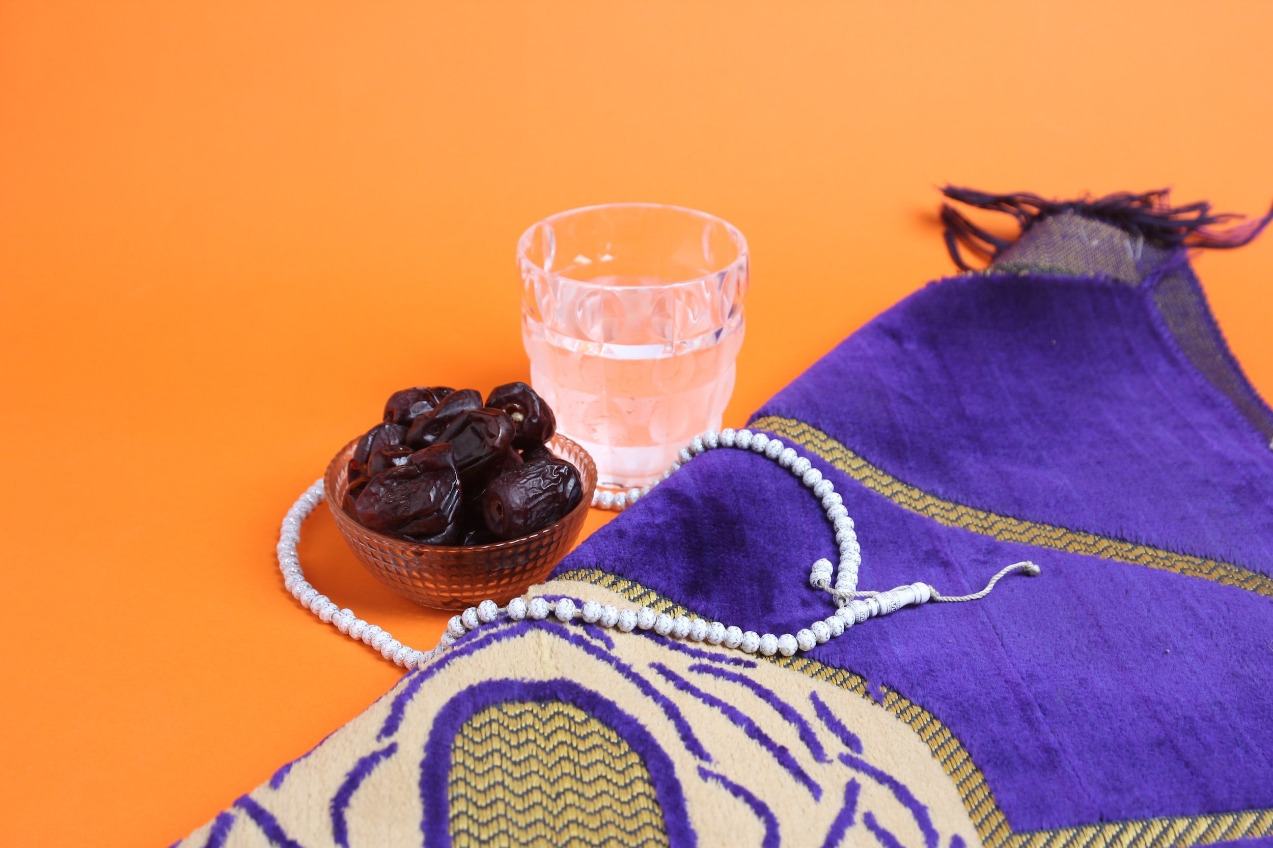 March 25 | IRUSA Ramadan Box Giveaway