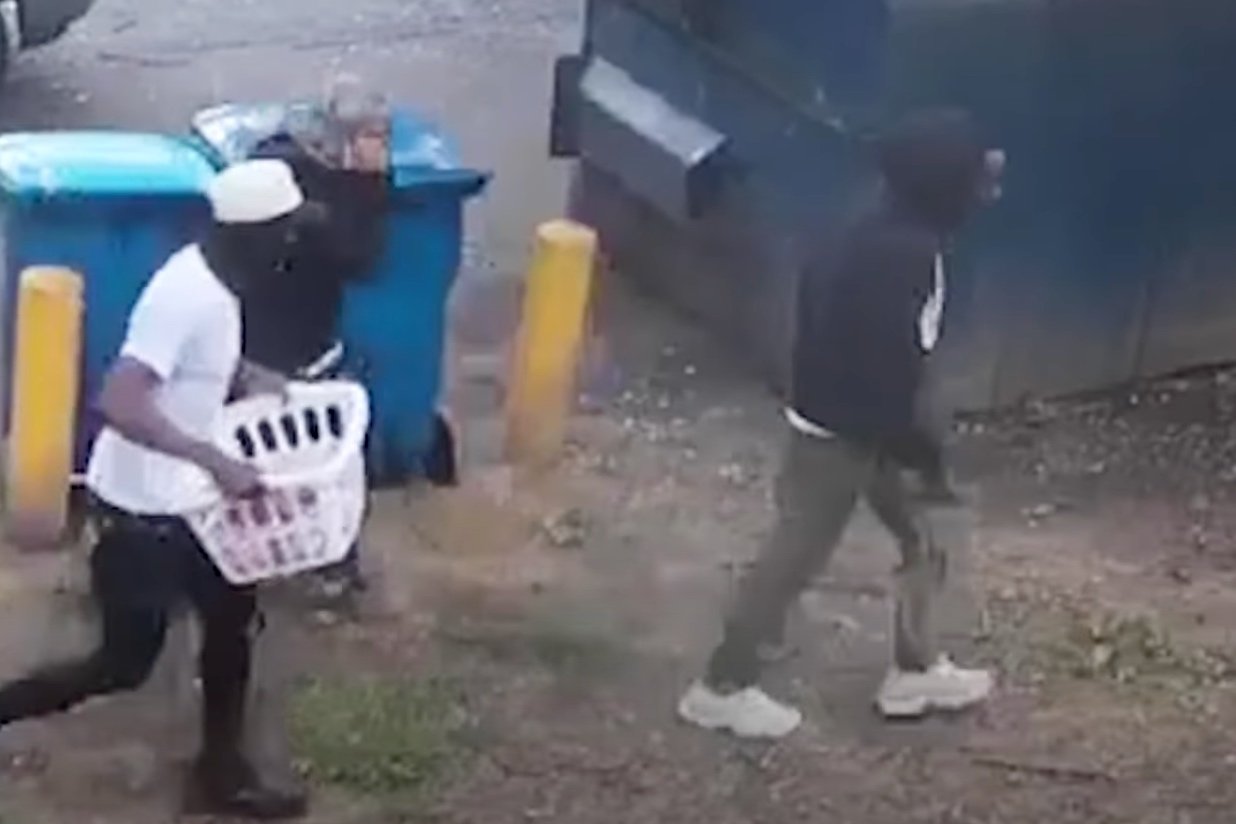 MPD 7D | Suspects Sought in a Leaving After Colliding Offense: 2700 b/o Martin Luther King Jr. Ave, SE