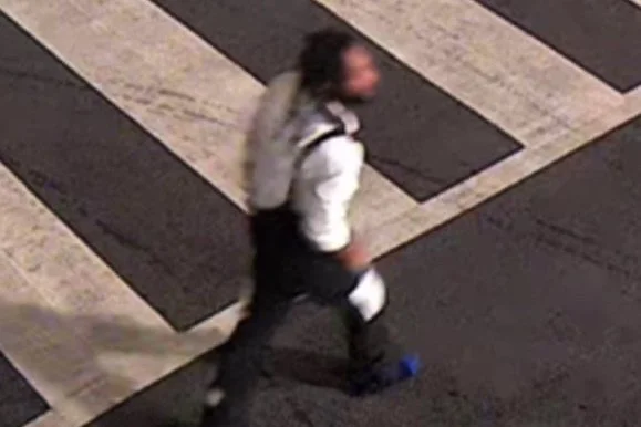 MPD 7D | Gunman Sought After Shooting at MPD Officers [ 3400 b/o 13th Pl, SE]